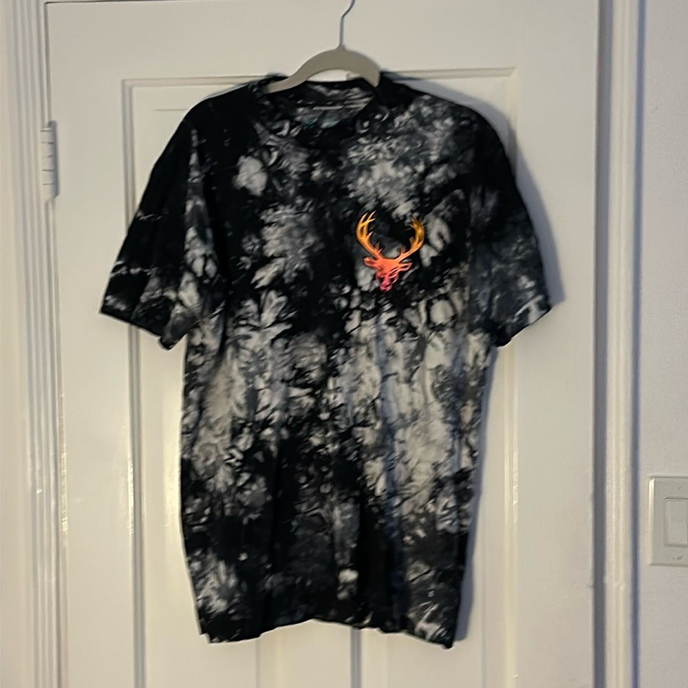 Bucked Up “Need More Gainz” streetwear tee. Sz L